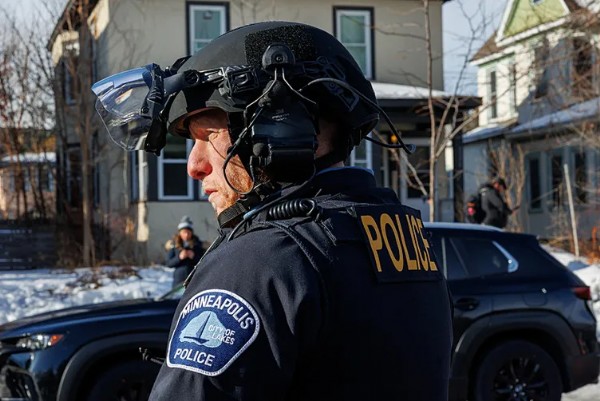 ABD'de bini aşkın protesto çağrısı! Eyalet-Federal gerilimi tırmanıyor